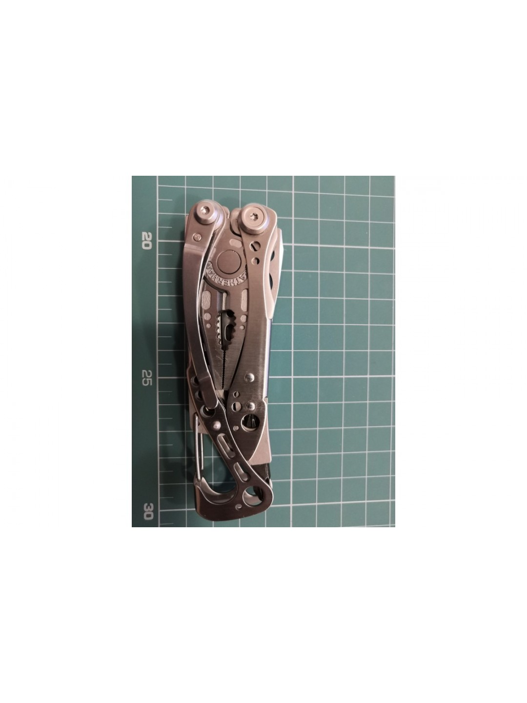 Мультитул Leatherman Skeletool 830920