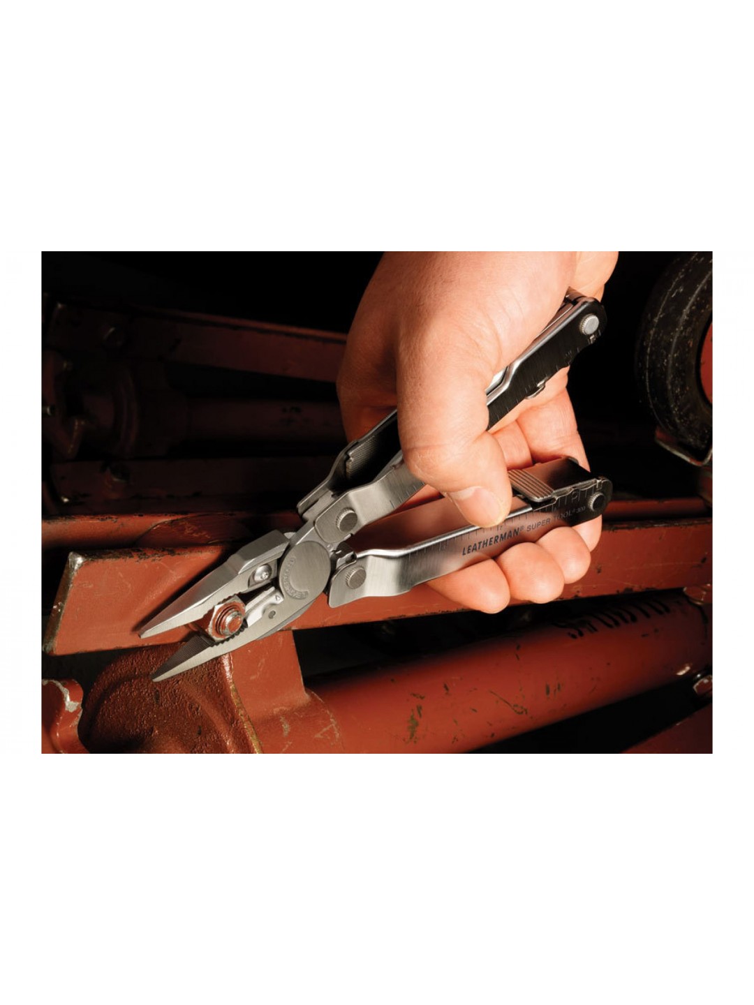 Мультитул Leatherman SuperTool 300 831183 кожаный чехол