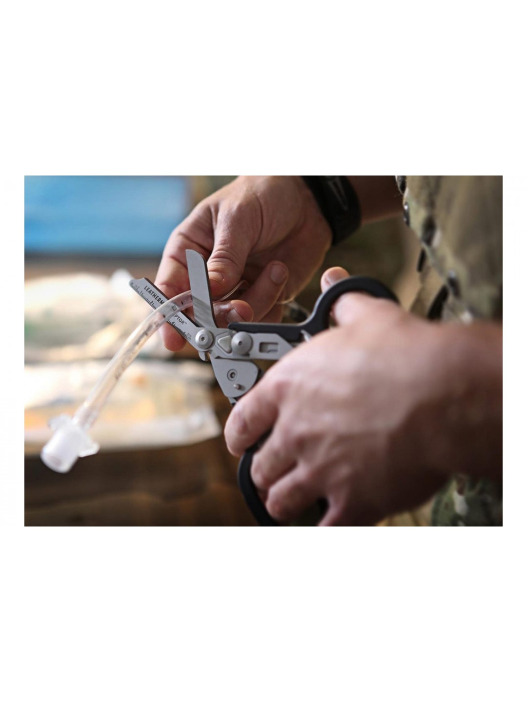 Мультитул Leatherman Raptor 6 функций 831742