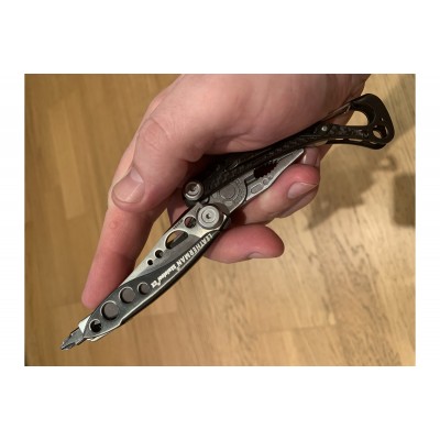 Мультитул Leatherman Skeletool CX 830923