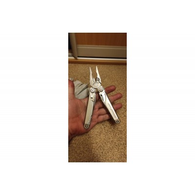Мультитул Leatherman Surge 830165 нейлоновый чехол
