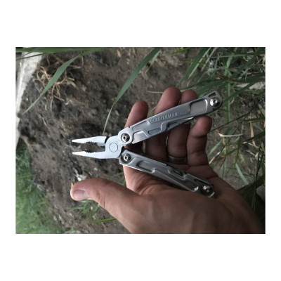 Мультитул Leatherman Rev 832130