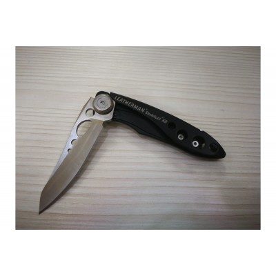 Нож Leatherman Skeletool KB 832385
