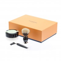 Бритвенный набор Mondial: станок MACH3, помазок, крем для бритья Bergamotto, цвет черный Бритвенный набор Mondial: станок MACH3, помазок, крем для бритья Bergamotto, цвет черный