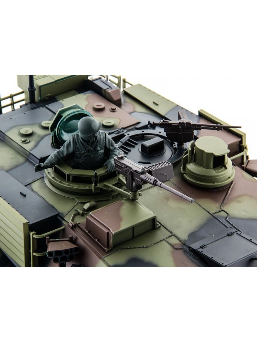 Р/У танк Heng Long 1/16 M1A2 Abrams 2.4G RTR PRO