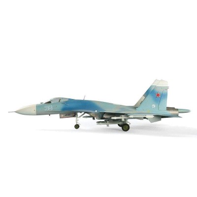 Сборная модель ZVEZDA Советский истребитель Су-27, подарочный набор, 1/72