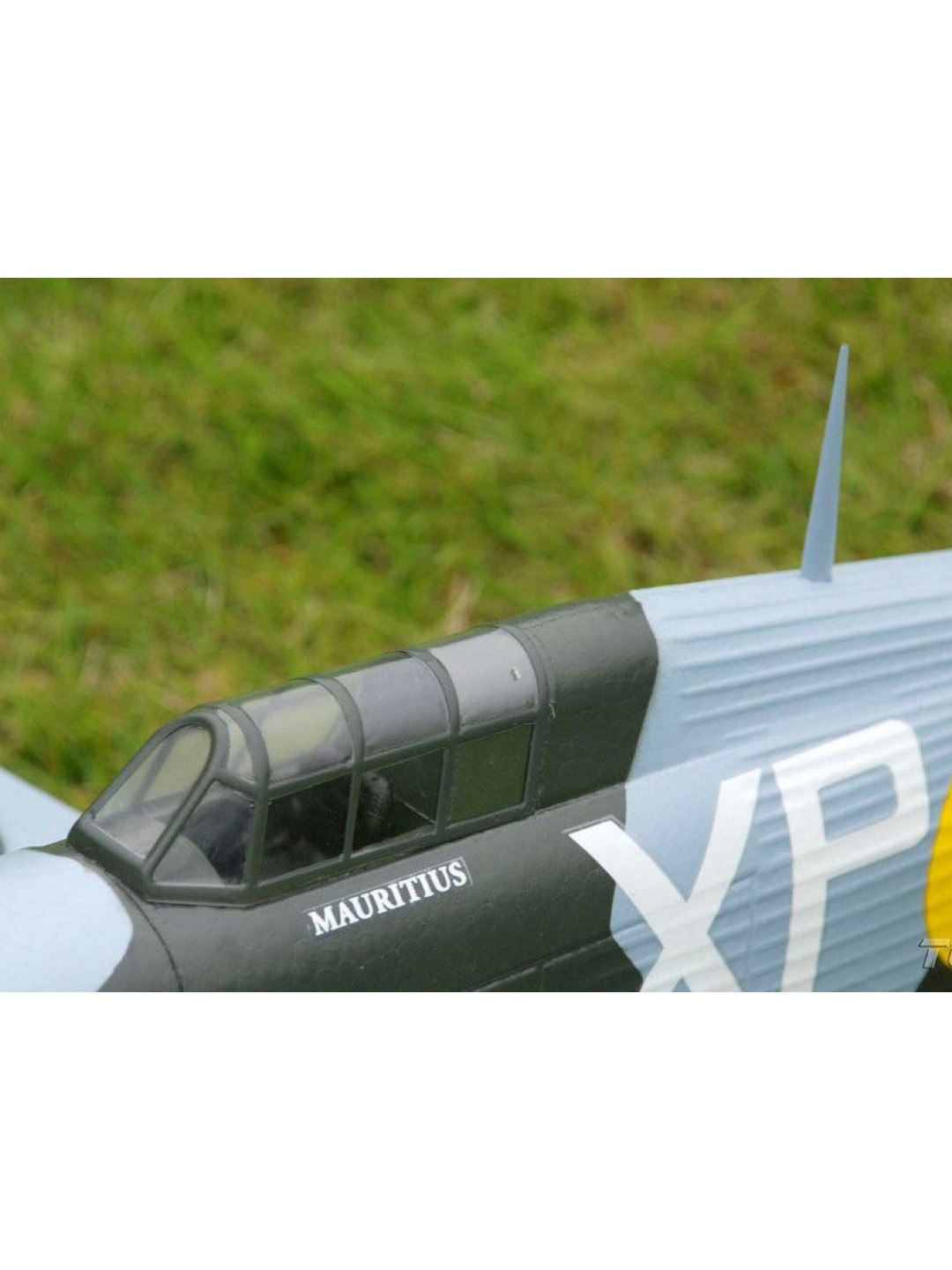 Радиоуправляемый самолет Top RC Hurricane Pro зеленый 750мм flight controller PNP