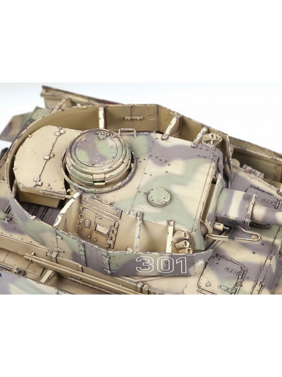 Сборная модель ZVEZDA Немецкий средний танк Pz IV Ausf. G, 1/35