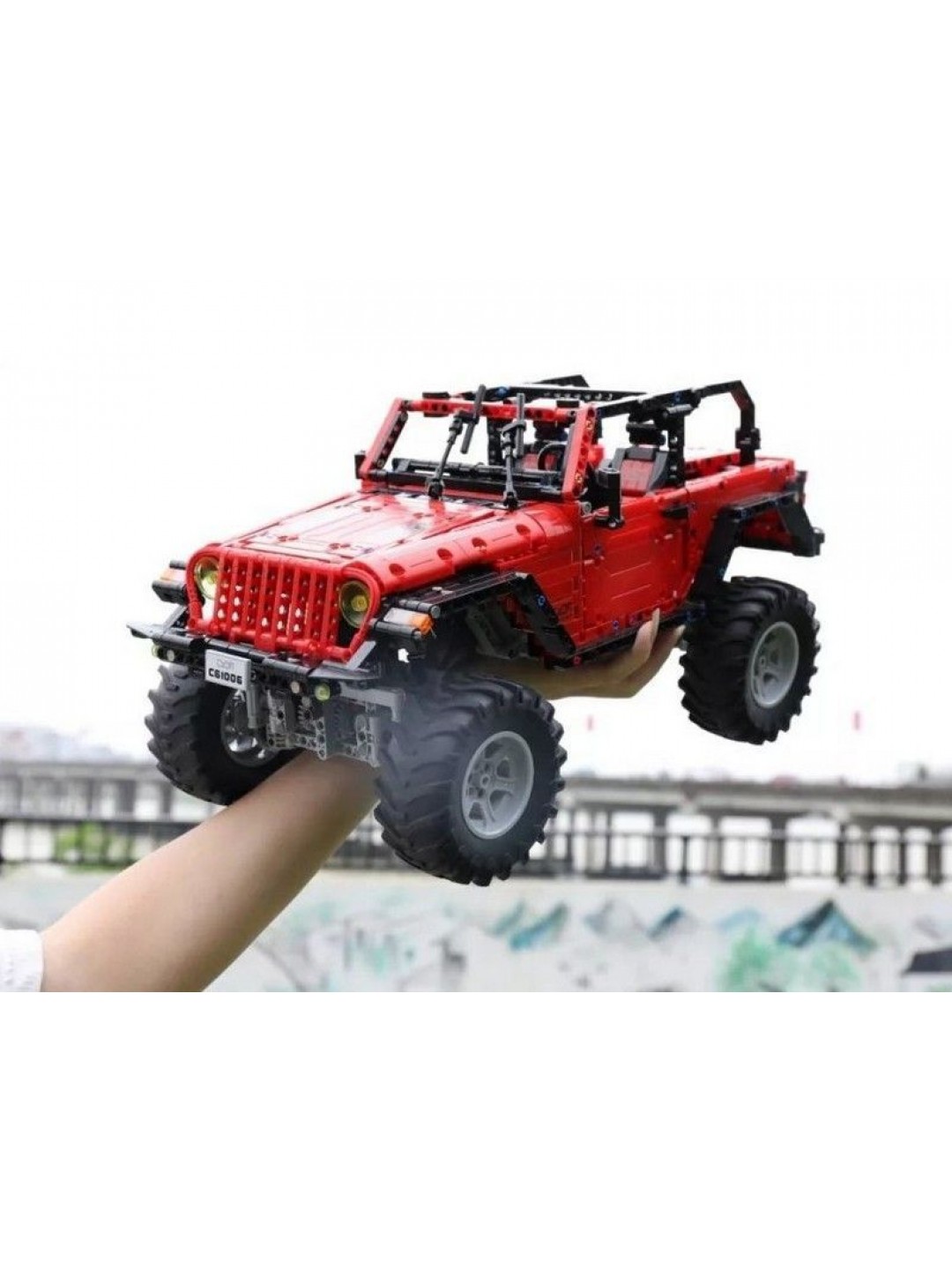 Радиоуправляемый конструктор CADA deTech Jeep Wrangler (1941 деталь)