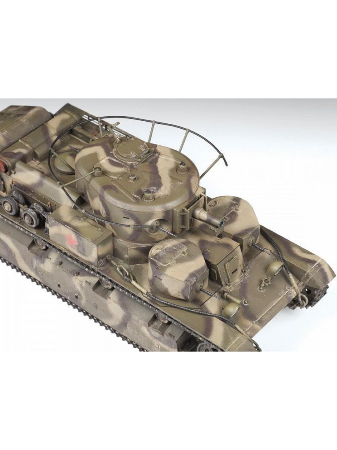Сборная модель ZVEZDA Советский средний танк Т-28, 1/35