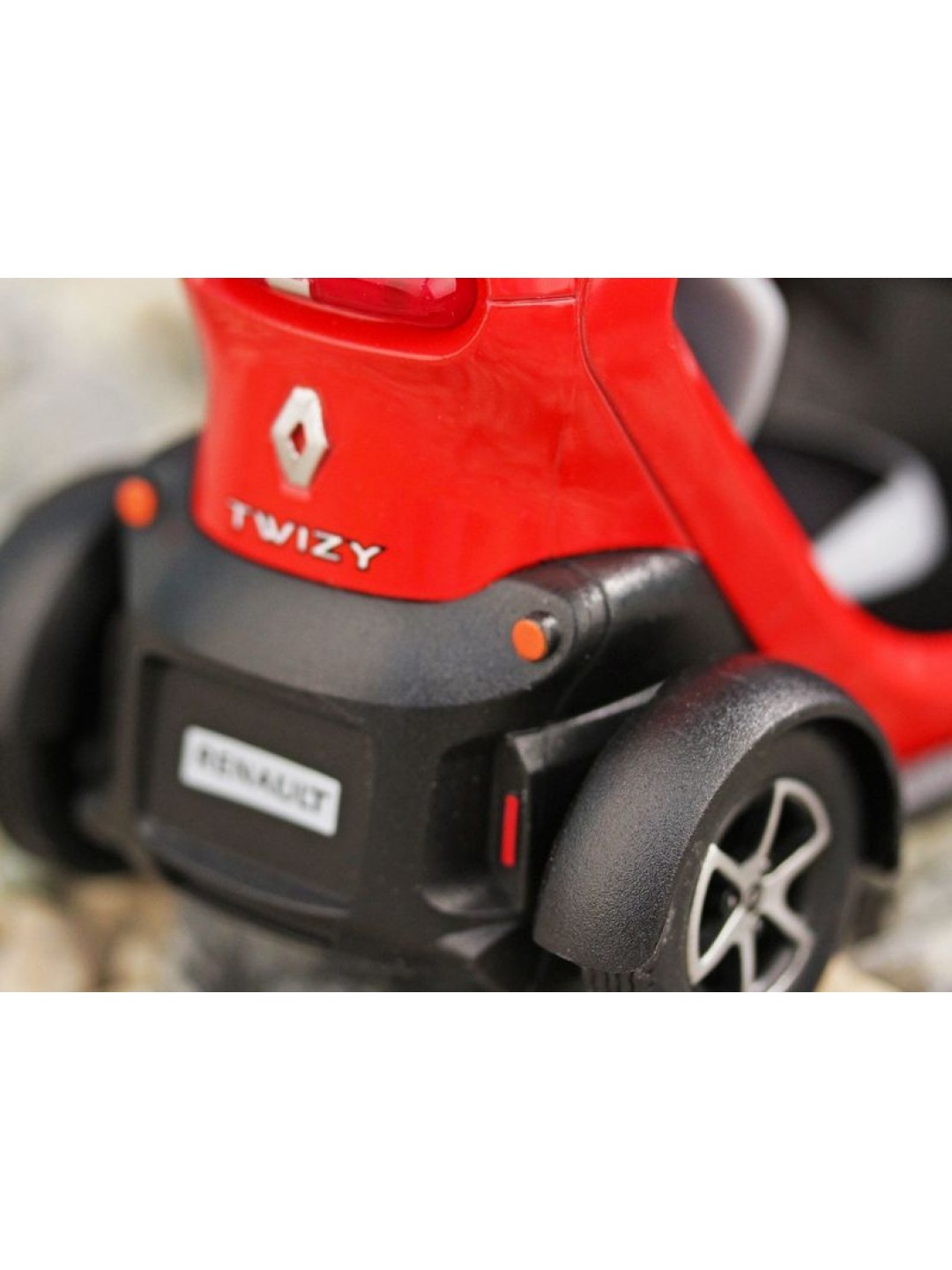 Машина Kinsmart Twizy инерция (1/12шт.) 12,5см б/к