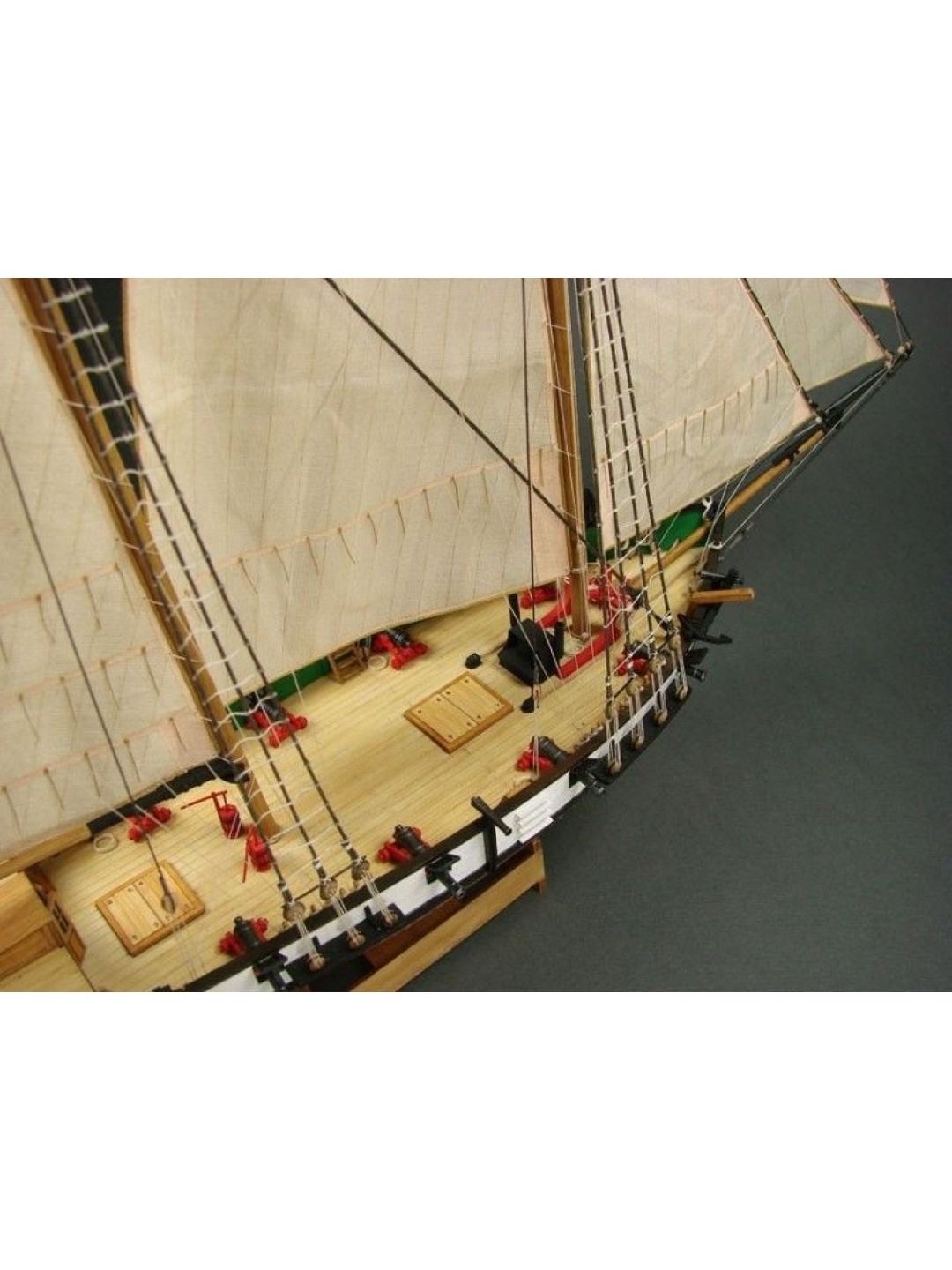 Сборная картонная модель Shipyard балтиморский клипер Berbice в верфи Quay-Portt 1780 г (№38), 1/96