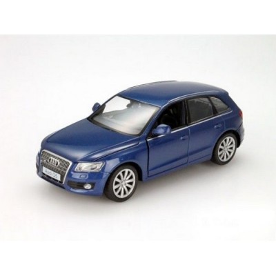 Машина Autotime "AUDI Q5" 1:24