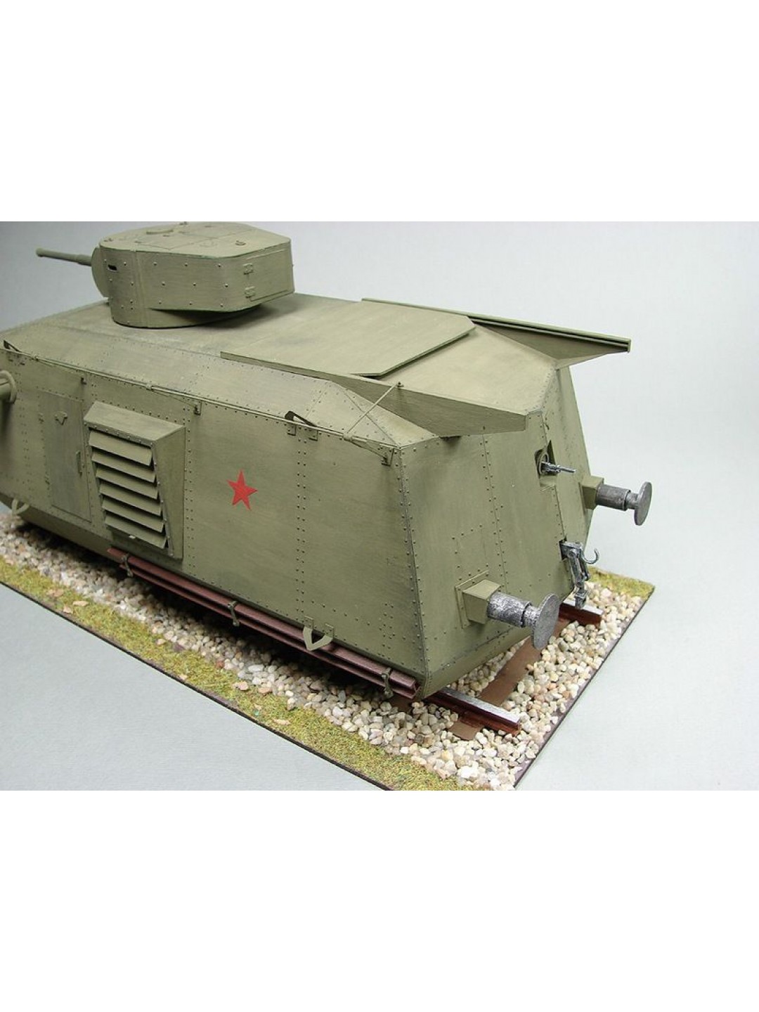 Сборная картонная модель Shipyard тяжелая бронедрезина BDT (№44), 1/25