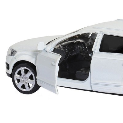 Машина "АВТОПАНОРАМА" Audi Q7, белый, 1/43, инерция, в/к 17,5*12,5*6,5 см