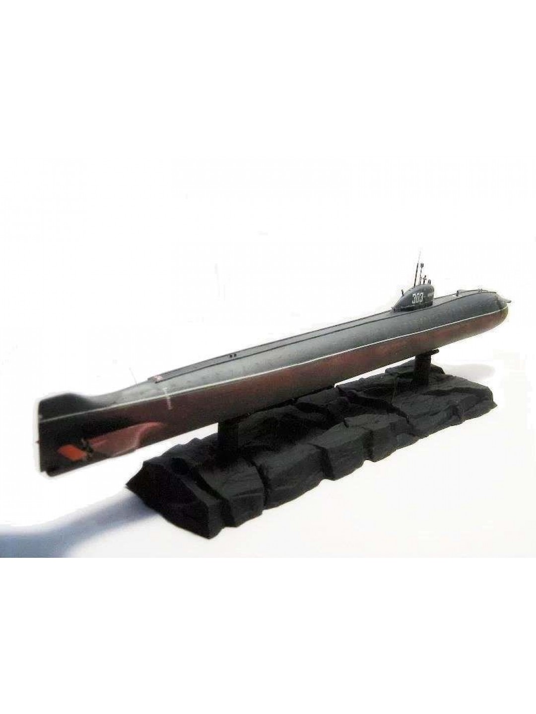 Сборная модель ZVEZDA Подводная лодка “Ленинский Комсомол” К-3, 1/350
