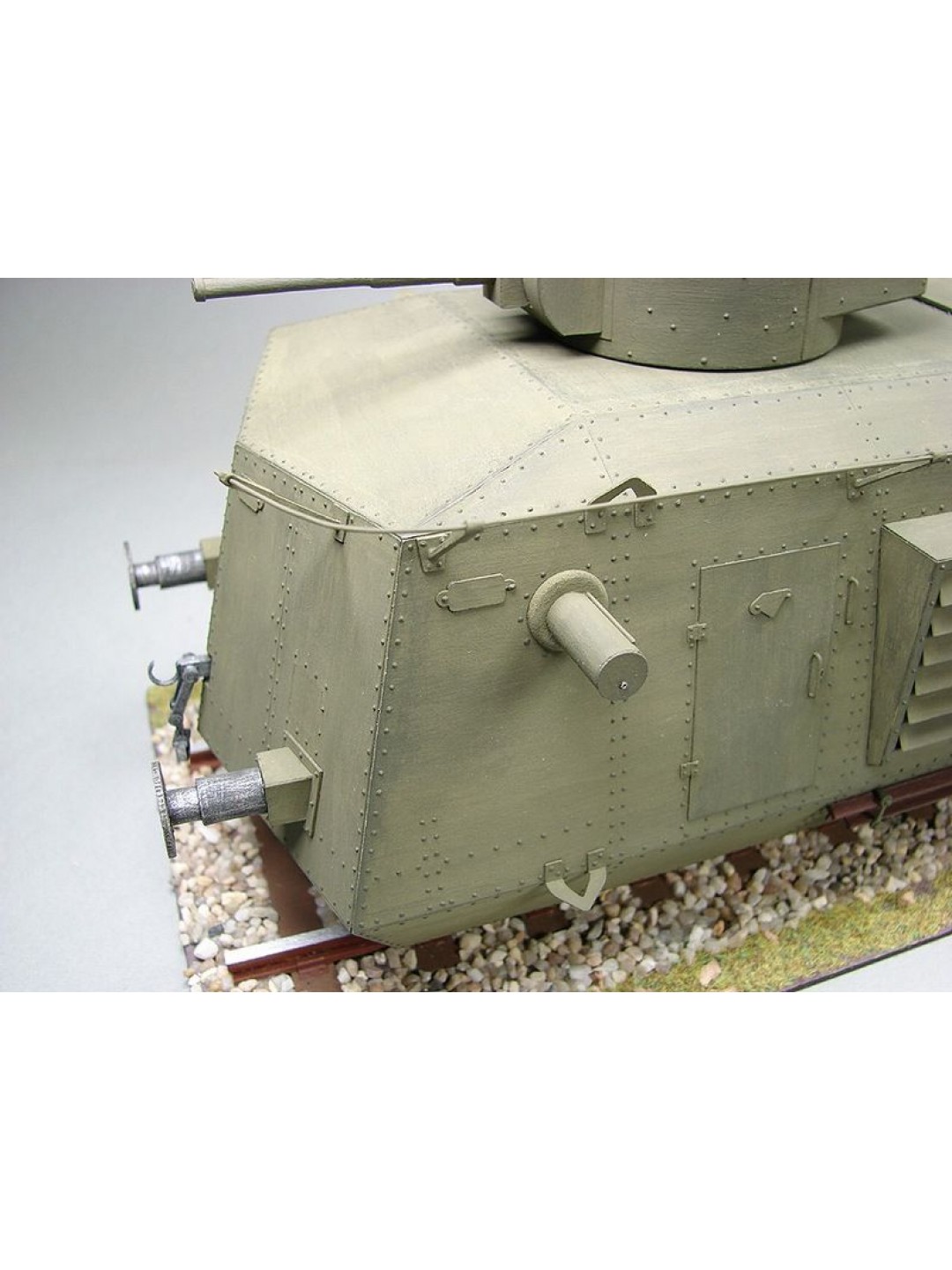 Сборная картонная модель Shipyard тяжелая бронедрезина BDT (№44), 1/25