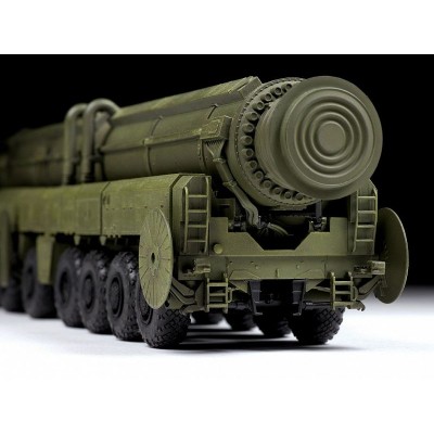 Сборная модель ZVEZDA Российский РКСН "Тополь", подарочный набор, 1/72