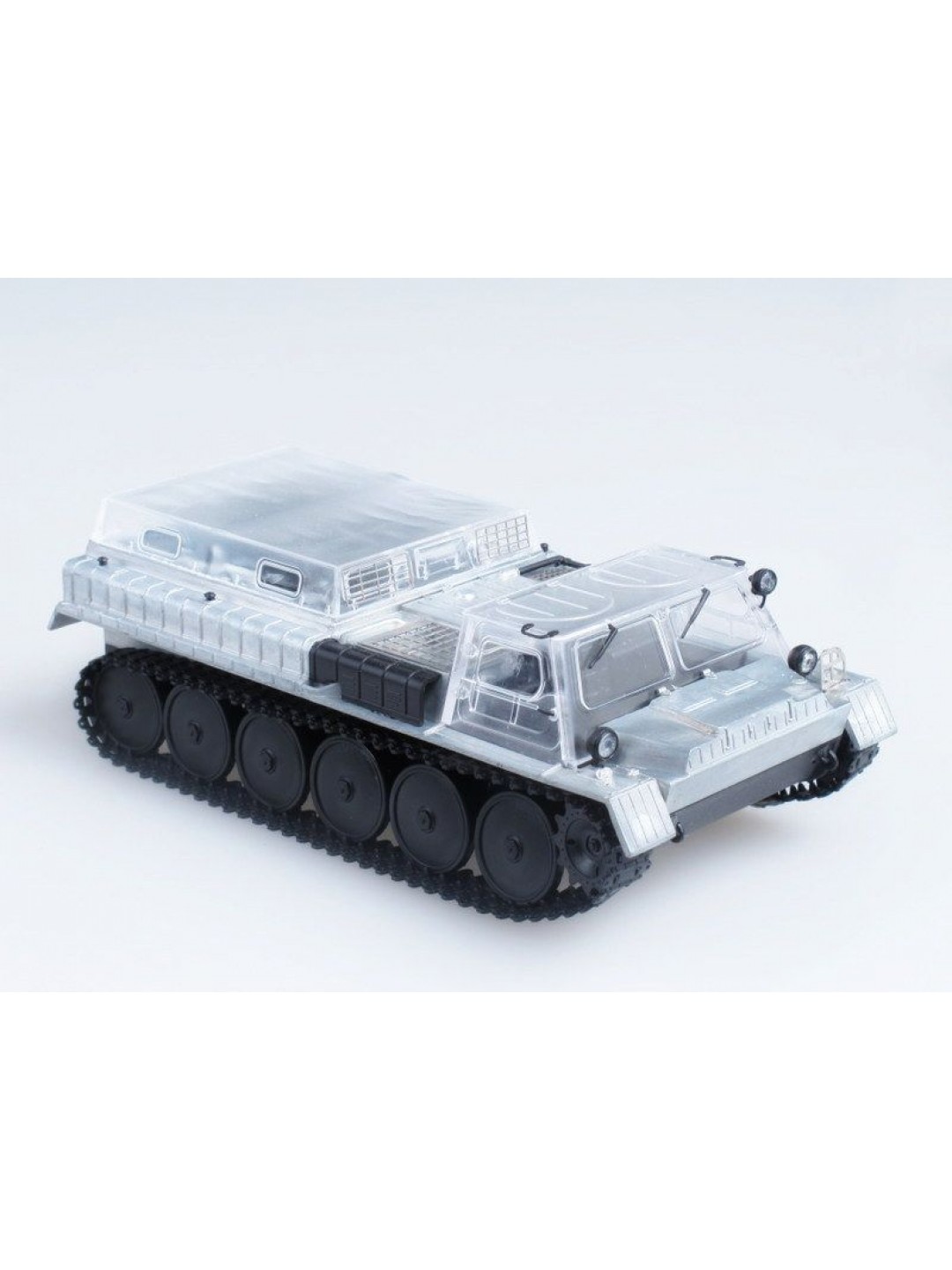 Сборная модель AVD ГТ-СМ гусеничный транспортёр (KIT), 1/43