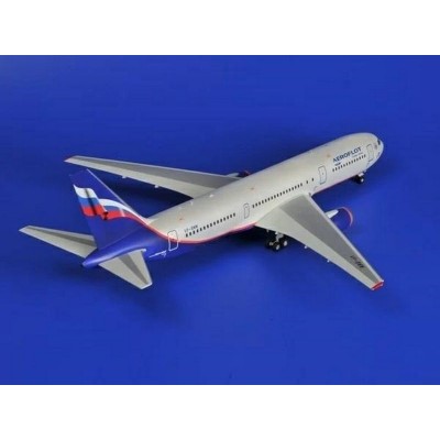 Сборная модель ZVEZDA Пассажирский авиалайнер Боинг 767-300, подарочный набор, 1/144