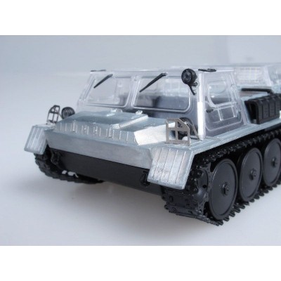 Сборная модель AVD ГТ-СМ гусеничный транспортёр (KIT), 1/43