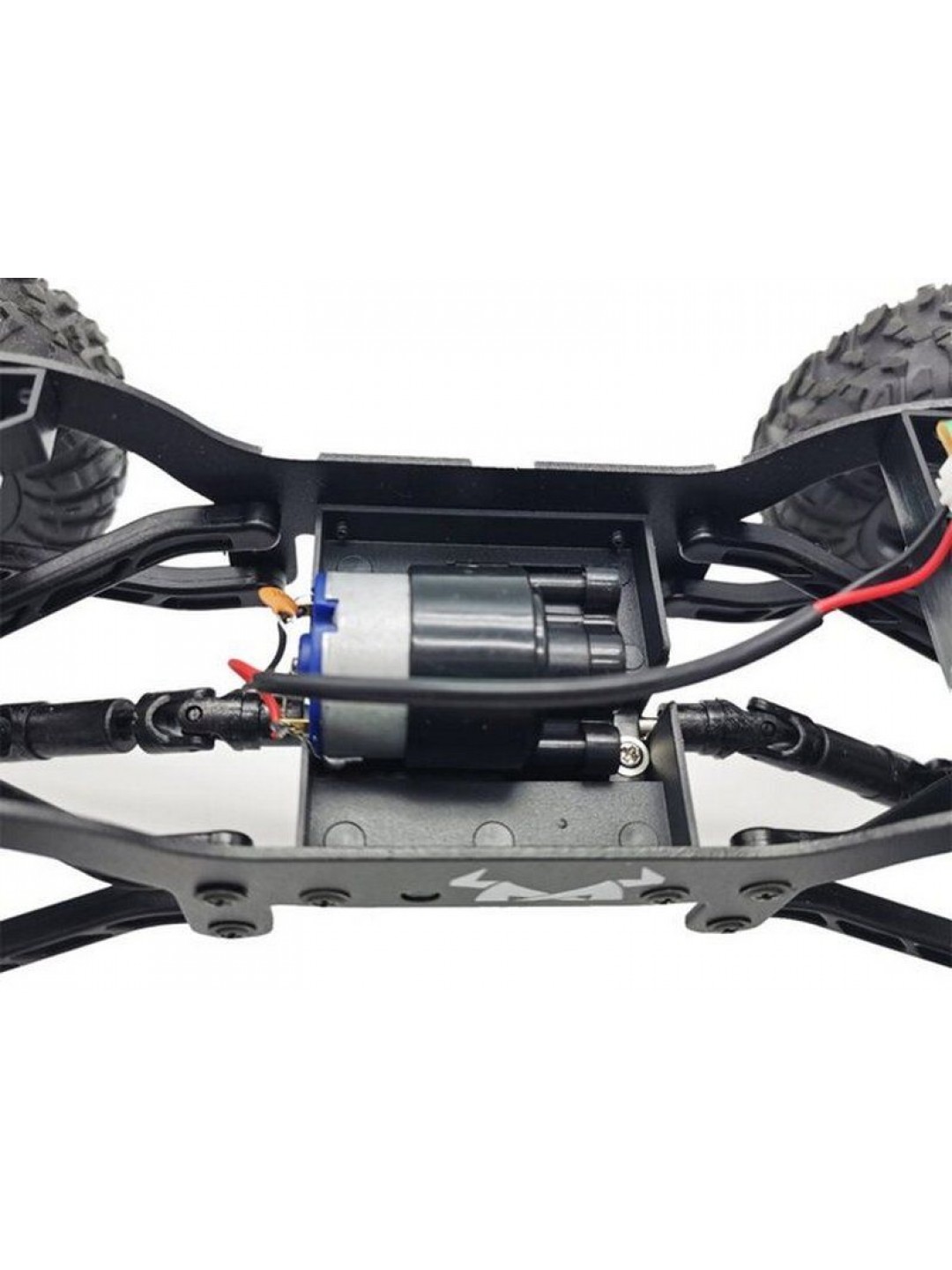 Радиоуправляемая машина MN MODEL английский внедорожник Defender  D90 (белый) 4WD 2.4G 1/12 RTR