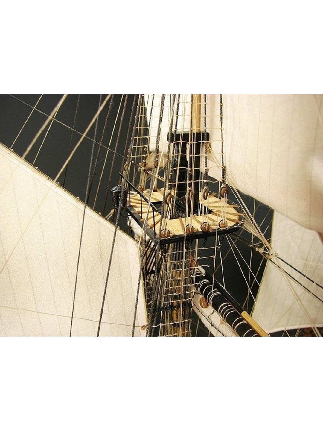 Сборная картонная модель Shipyard фрегат HMS Enterprize (№69), 1/96