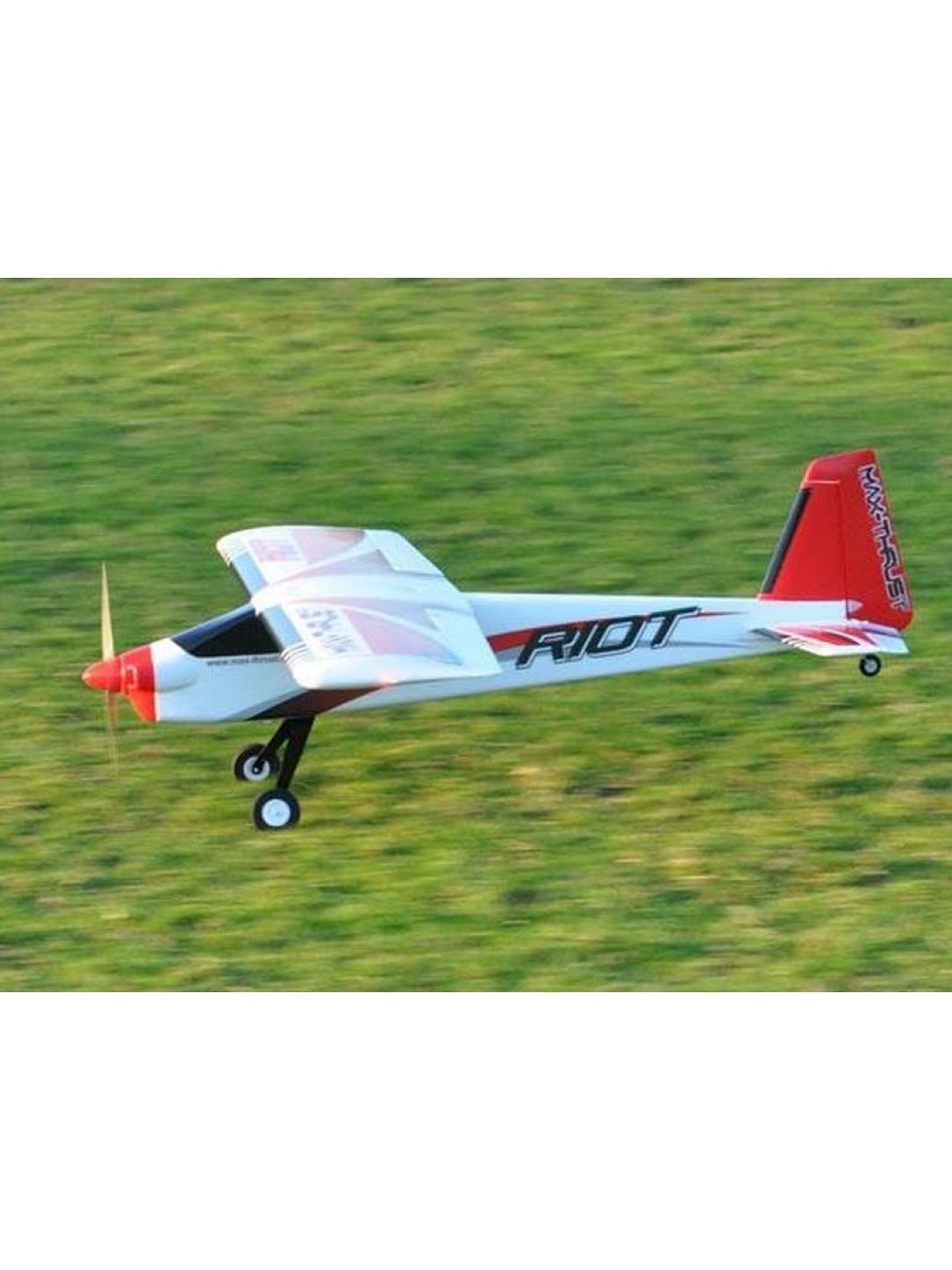 Радиоуправляемый самолет Top RC Riot 1400мм 2.4G 4-ch LiPo RTF