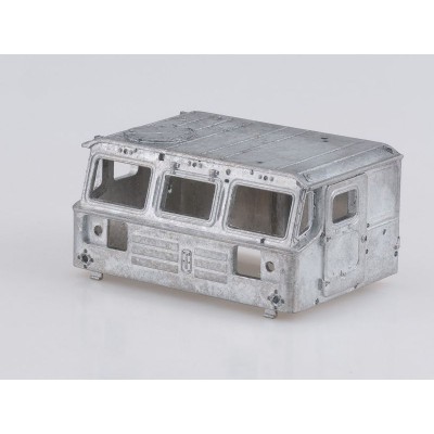 Сборная модель AVD Средний артиллерийский тягач АТС-59Г, 1/43