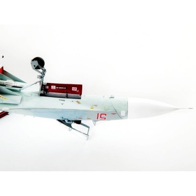 Сборная модель ZVEZDA Российский многоцелевой истребитель Су-27СМ, подарочный набор, 1/72