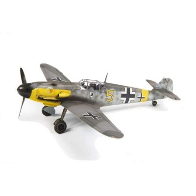 Сборная модель ZVEZDA Немецкий истребитель «Мессершмитт» BF-109 F2, подарочный набор, 1/48