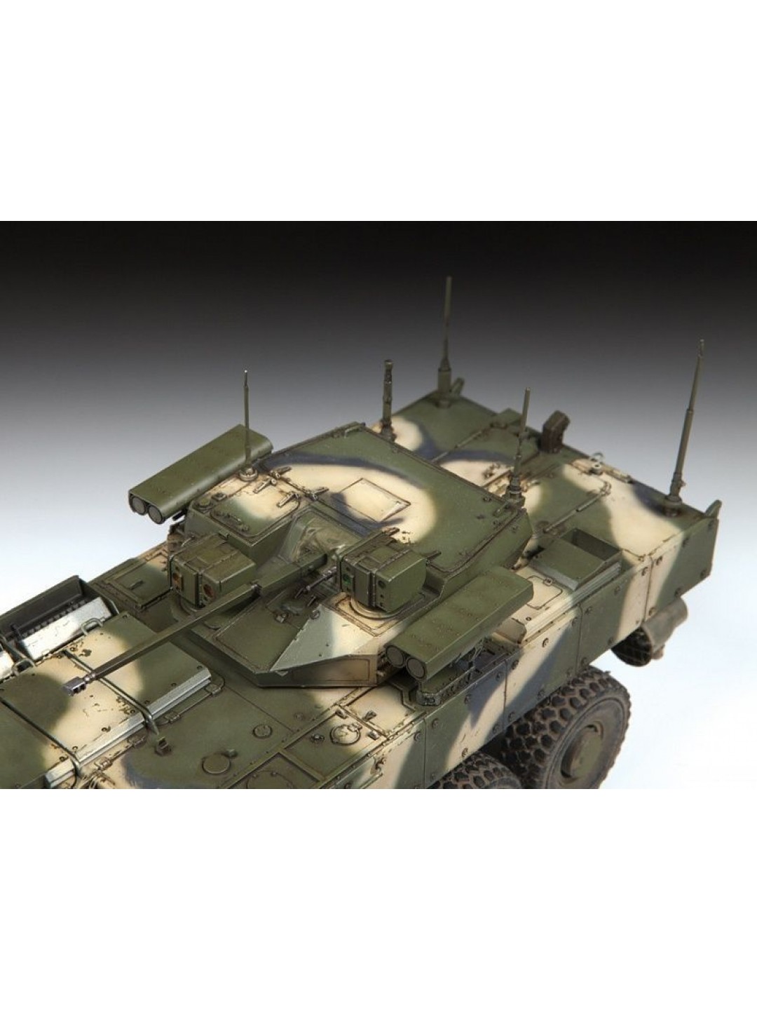 Сборная модель ZVEZDA Российский БМП "Бумеранг", 1/35