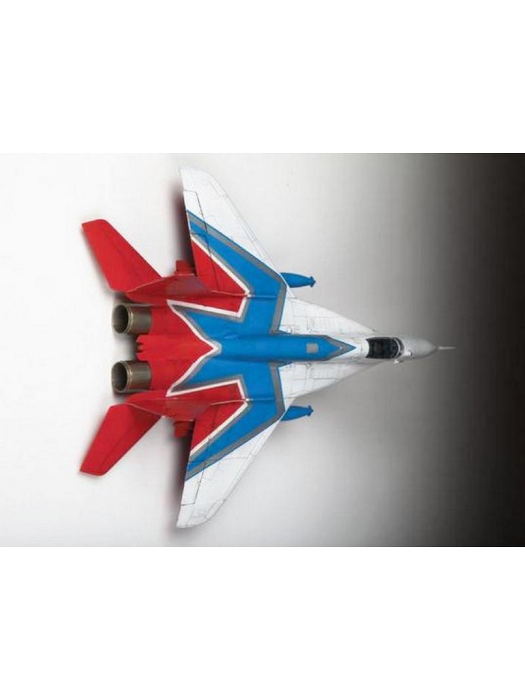 Сборная модель ZVEZDA Авиационная группа высшего пилотажа МиГ-29 "Стрижи", 1/72