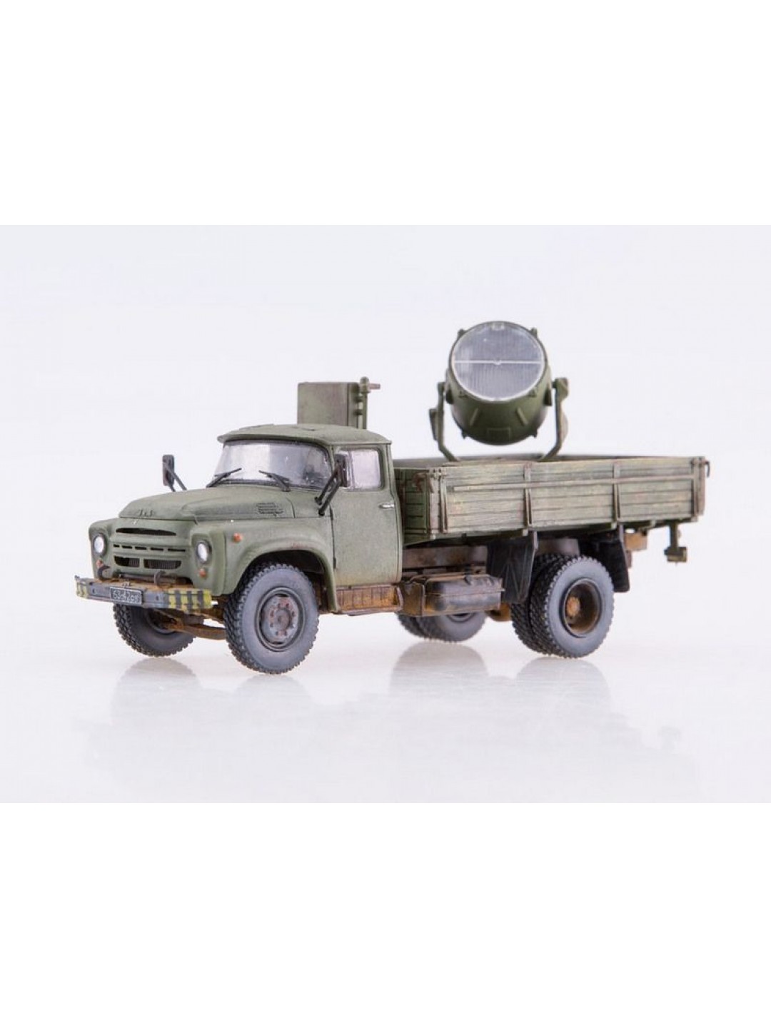 Сборная модель AVD Прожекторная установка АПМ-90М (130), 1/72