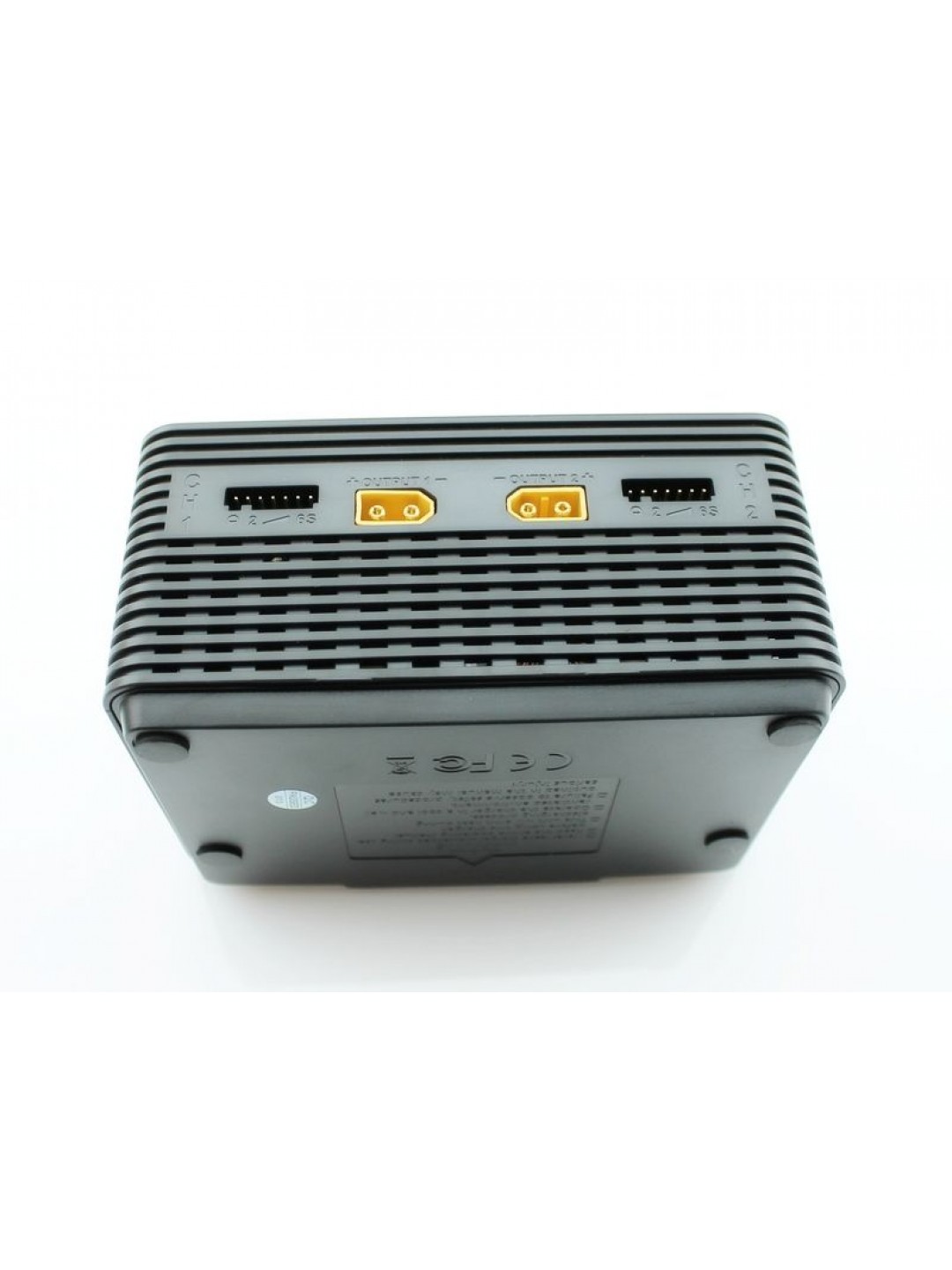 Универсальное зарядное устройство G.T.Power V6DUO Dual Power 7-28/220В 16A