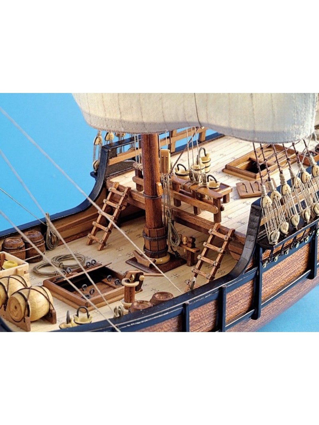 Сборная деревянная модель корабля Artesania Latina LA PINTA, 1/65