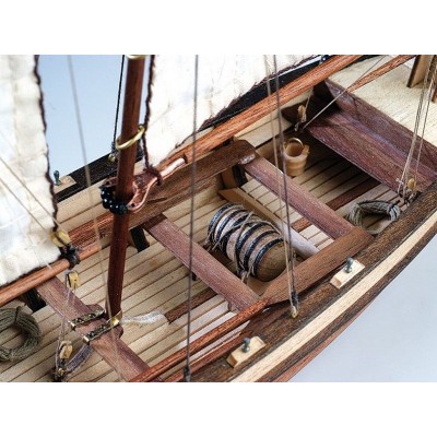 Сборная деревянная модель шлюпки корабля Artesania Latina ENDEAVOUR, 1/50