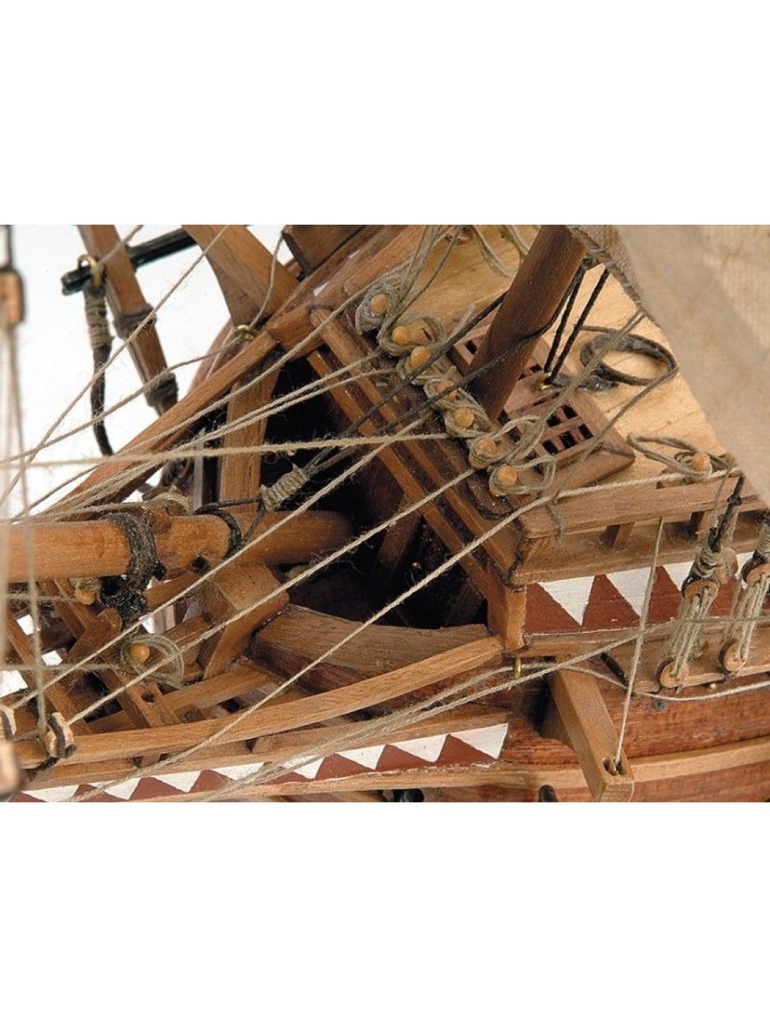 Сборная деревянная модель корабля Artesania Latina MAYFLOWER, 1/60
