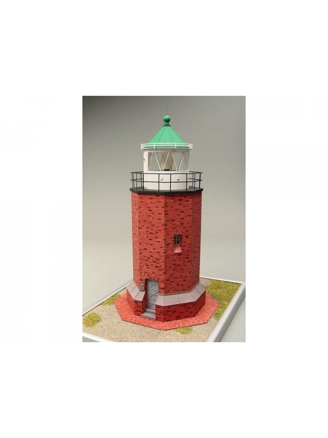 Сборная картонная модель Shipyard маяк Rotes Kliff Lighthouse (№87), 1/72