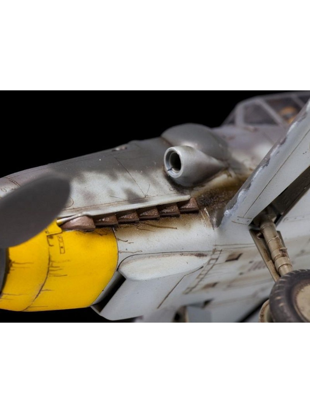 Сборная модель ZVEZDA Немецкий истребитель Мессершмитт BF-109G6, 1/48