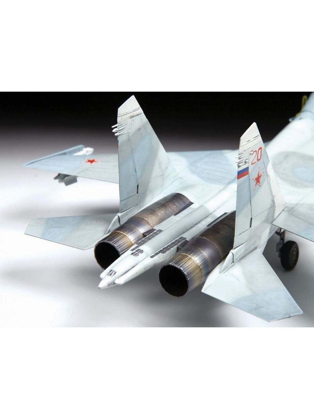 Сборная модель ZVEZDA Российский учебно-боевой самолёт Су-27УБ, 1/72