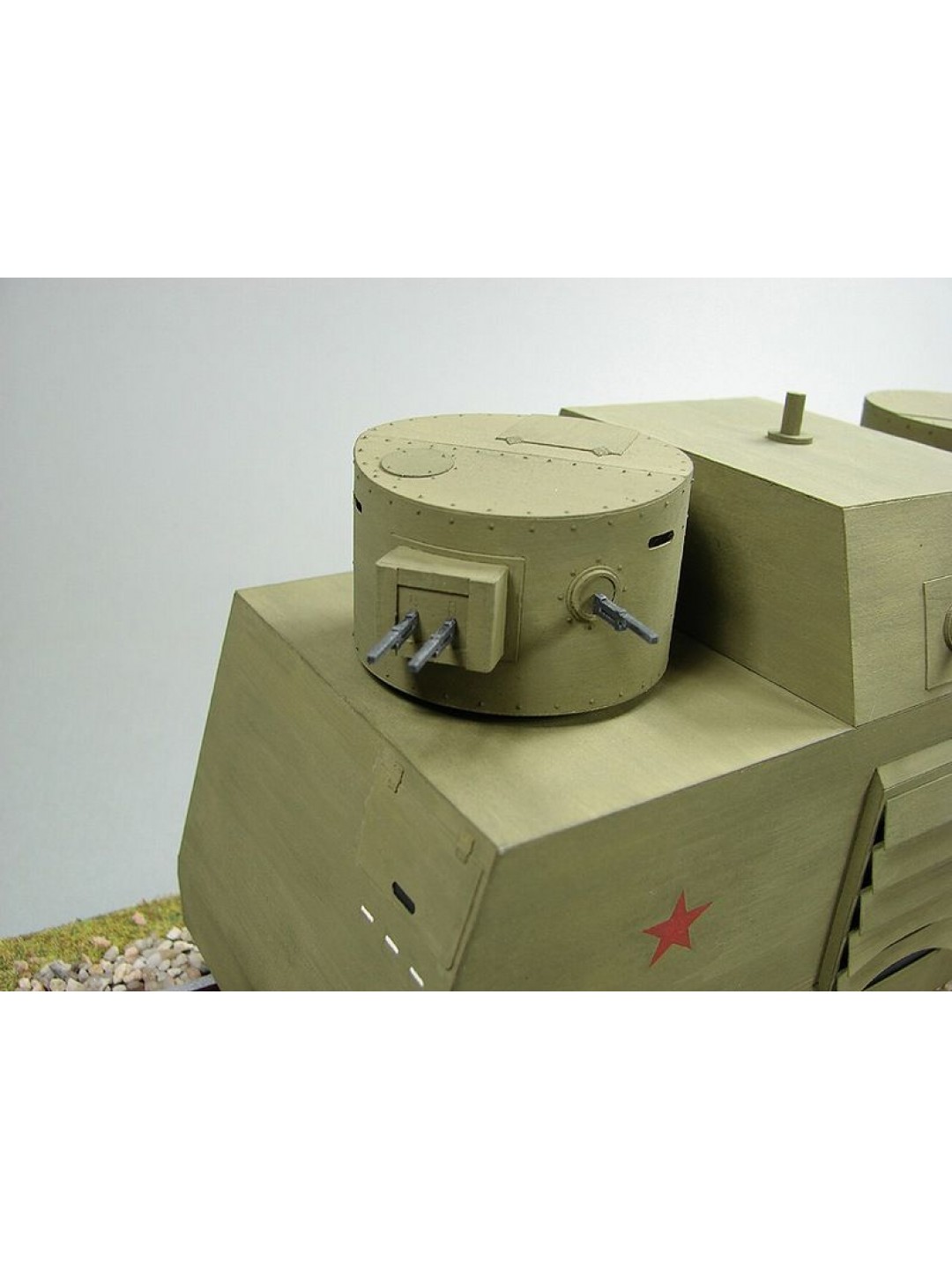 Сборная картонная модель Shipyard бронедрезина Leningrad(№43), 1/25