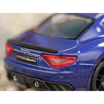 Машина Kinsmart 1:38 Maserati GranTurismo MC Stradale инерция (1/12шт.) б/к