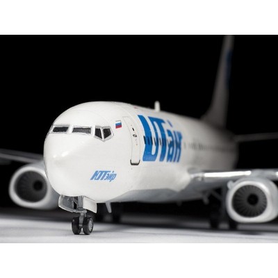 Сборная модель ZVEZDA Пассажирский авиалайнер Боинг 737-800, подарочный набор, 1/144
