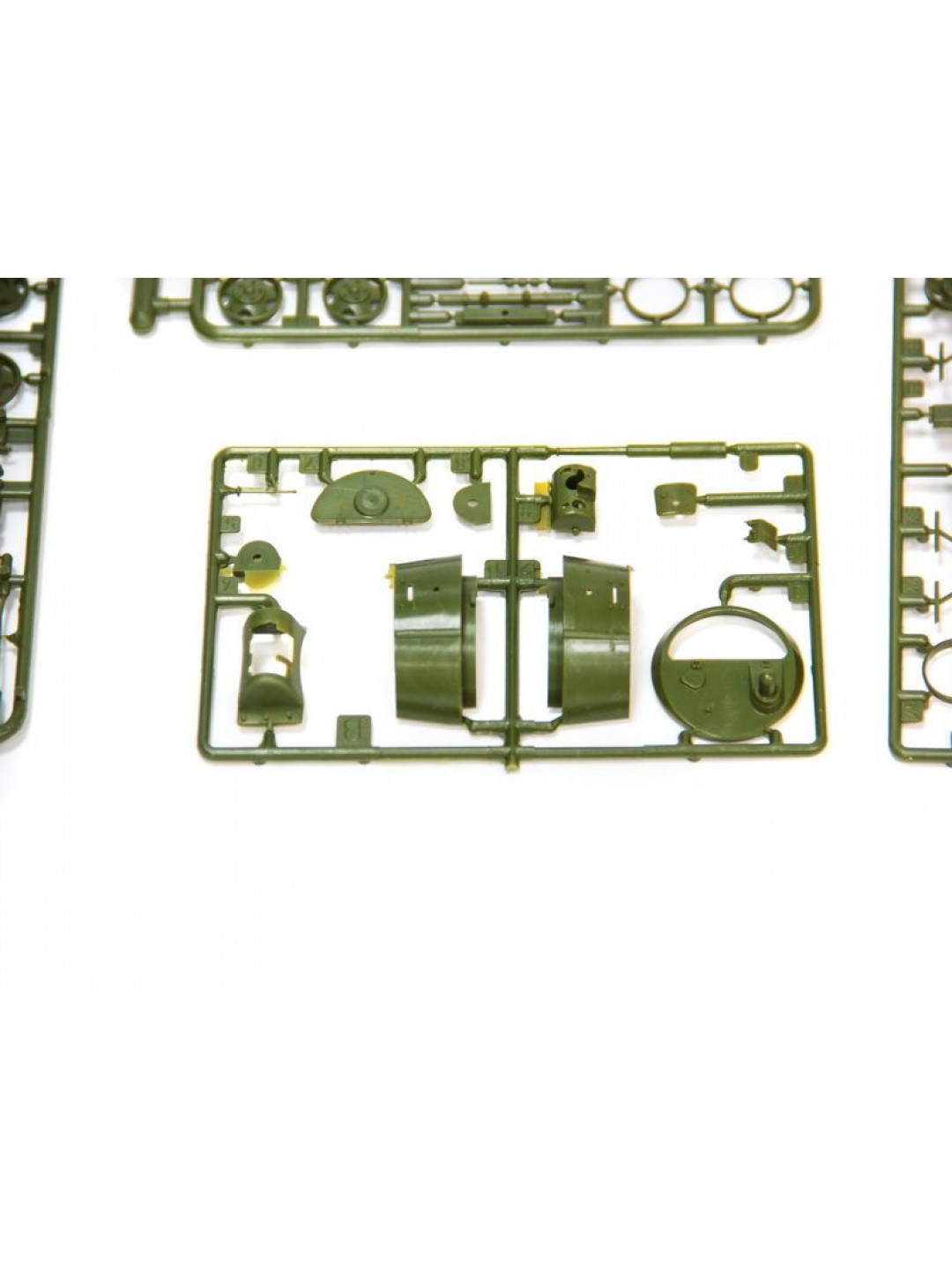 Сборная модель ZVEZDA Советский бронеавтомобиль БА-10, 1/35