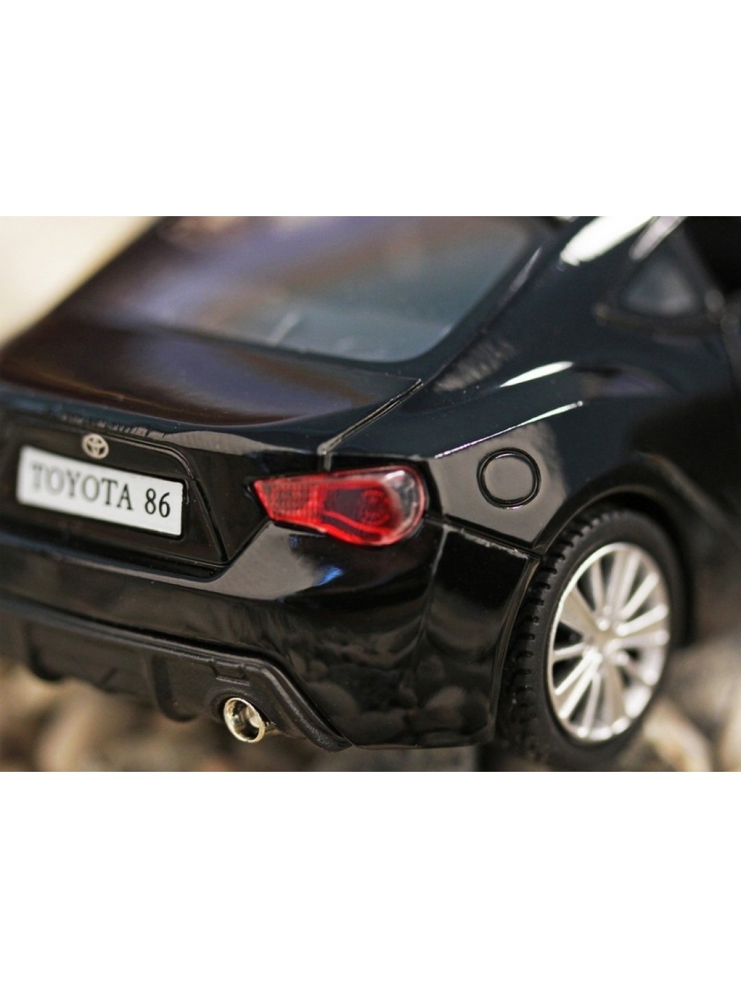 Машина Ideal 1:30-39 Toyota 86