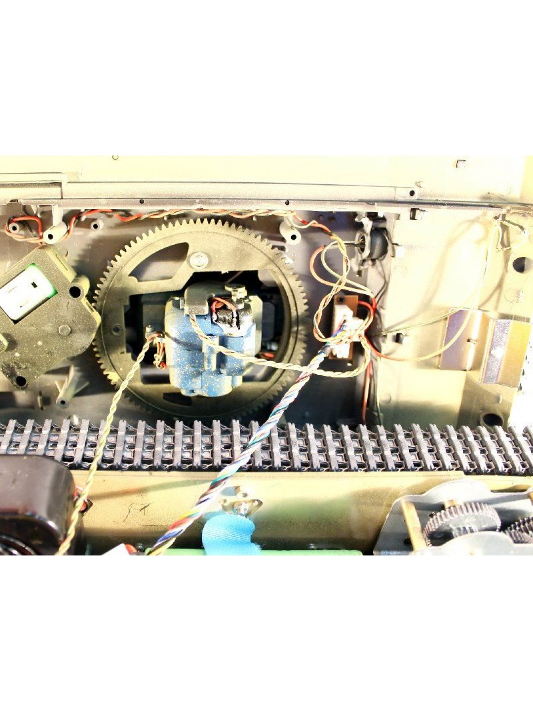 Р/У танк Taigen 1/16 Panzerkampfwagen III (Германия) HC 2.4G RTR