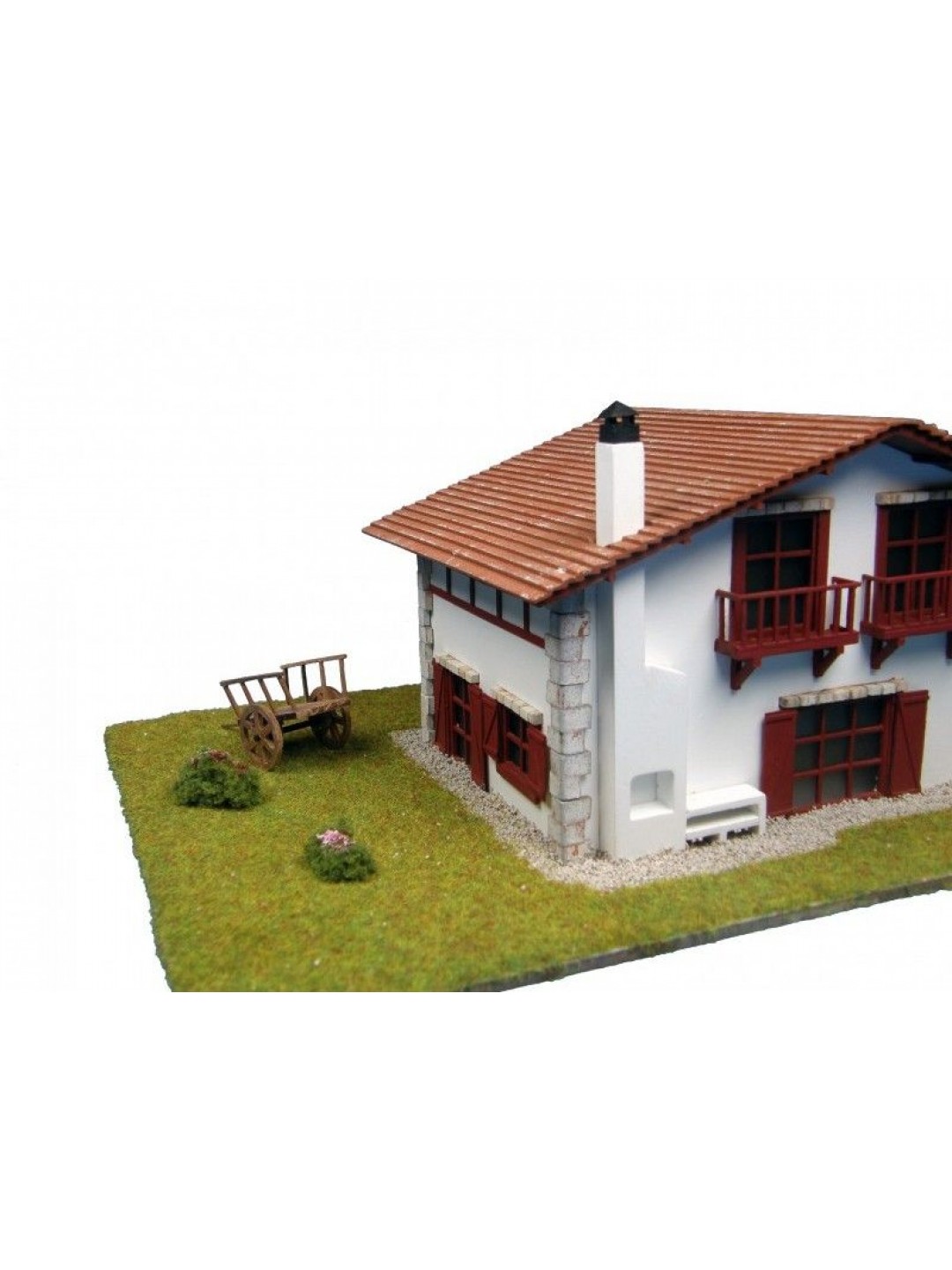 Сборная деревянная модель деревенского дома Artesania Latina Chalet kit de Caserío con carro, 1/72