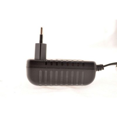 Зарядное устройство G.T.Power NiMh/NiCd (220В/1A/9В) Tamiya