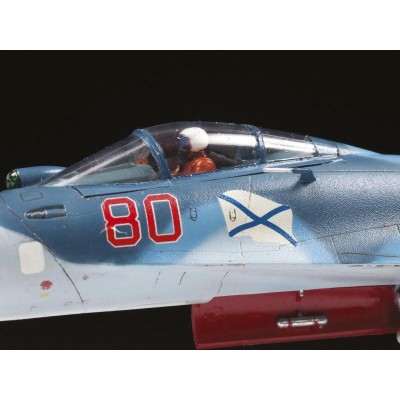 Сборная модель ZVEZDA Российский палубный истребитель Су-33, 1/72